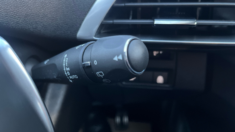 Peugeot 5008 1.5 BlueHDi Allure Premium+ 5dr EAT8 Diesel Estate